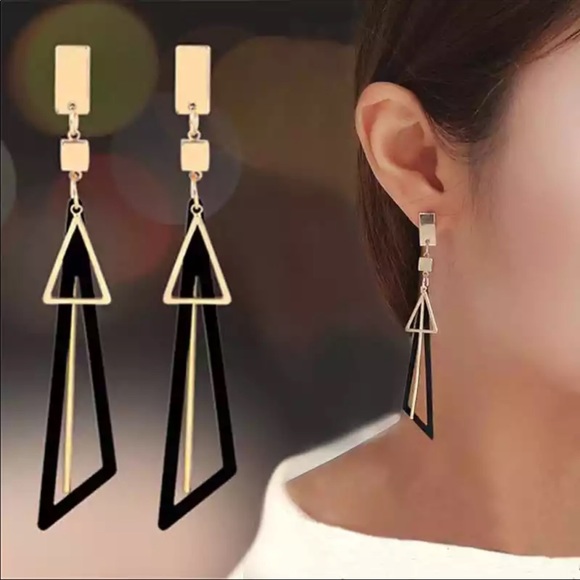 Jewelry - New Geometric Triangle Long Earrings